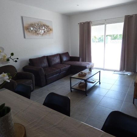 Les Locs Du Grazel Villa Ruoms Exterior photo